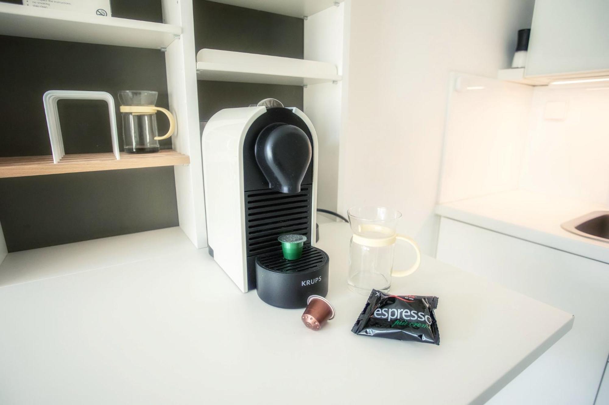 Charmantes Studio Apartment in TOP Lage mit Balkon Köln Exterior foto